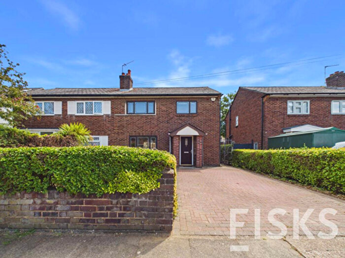 3 Bedroom Semi-Detached House To Rent In Rosewood Avenue, Hornchurch, RM12