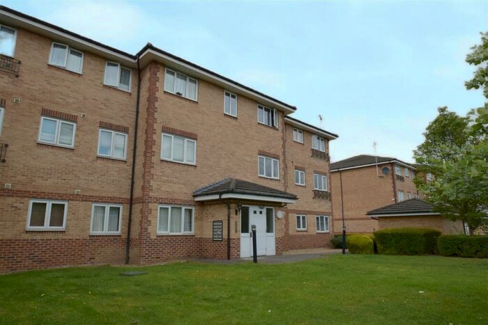 2 Bedroom Apartment To Rent In Elizabeth House, Honeypot Lane, Stanmore, HA7