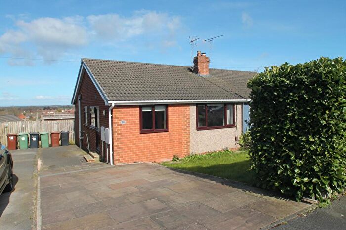 2 Bedroom Semi-Detached Bungalow For Sale In Oakwood Road, Wetherby, LS22