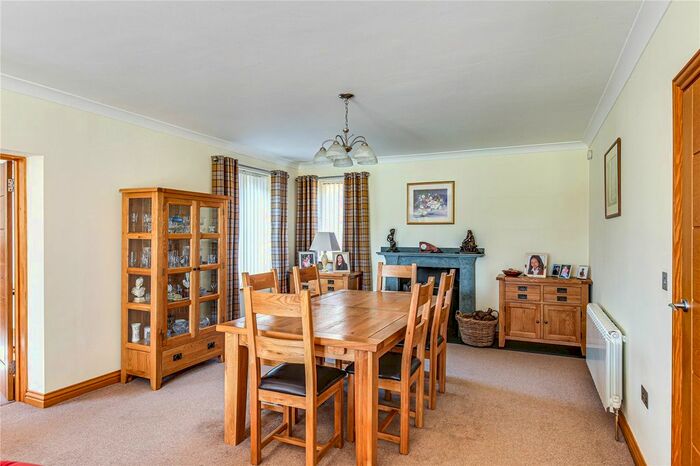 5 Bedroom Detached House For Sale In Beechwood Lane, Warlingham, Surrey, CR6