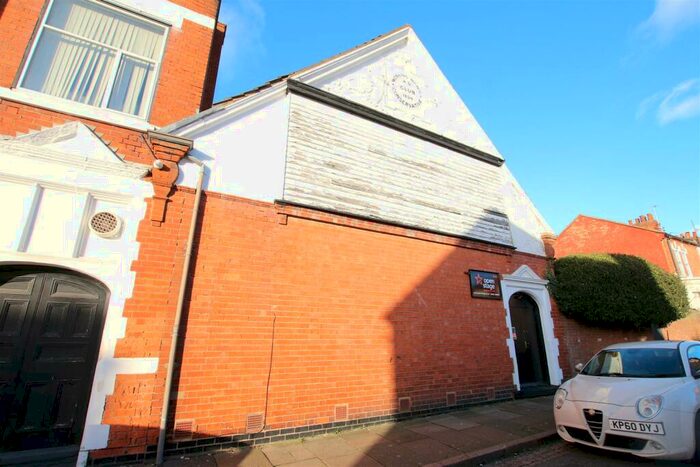 Property To Rent In Whitworth Road, Northampton, NN1