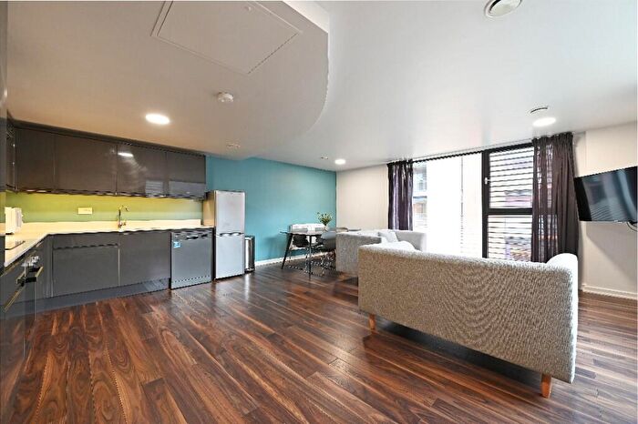 3 Bedroom Apartment To Rent In Arundel Street, Sheffield, S1