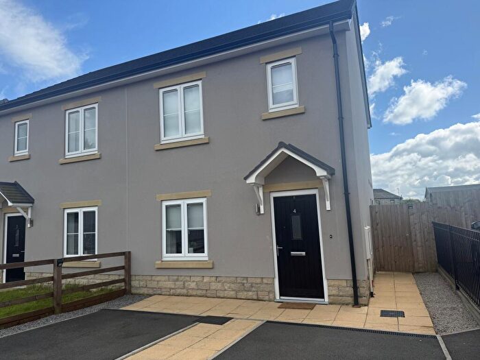2 Bedroom Semi-Detached House For Sale In West End Drive, Hellifield, North Yorkshire, BD23