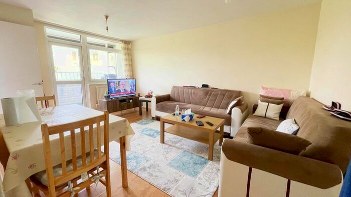1 Bedroom Flat To Rent In Craven Park Road, London, N15