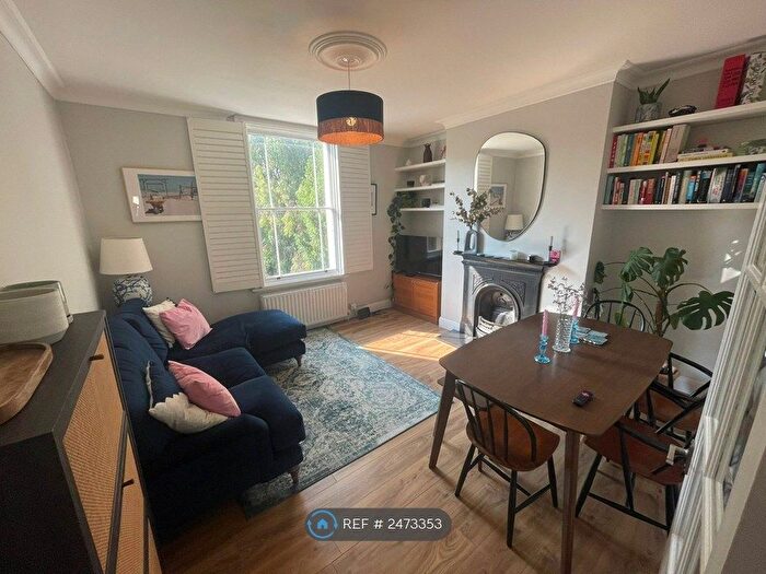 2 Bedroom Flat To Rent In Manor Avenue, London, SE4