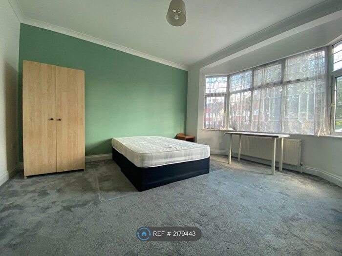 8 Bedroom Semi-Detached House To Rent In Gunnersbury Lane, London, W3