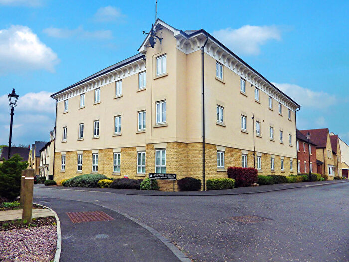 2 Bedroom Apartment To Rent In Ashcombe Crescent, Witney, Oxfordshire, OX28
