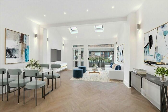 3 Bedroom Terraced House To Rent In Maltings Place, London, SW6