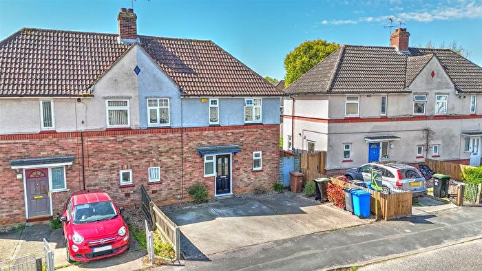 3 Bedroom Semi Detached House For Sale In Campbell Road, Ipswich, IP3