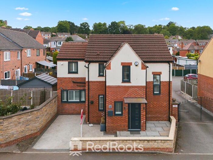 3 Bedroom Detached House For Sale In Waterside View, Conisbrough, Doncaster, DN12