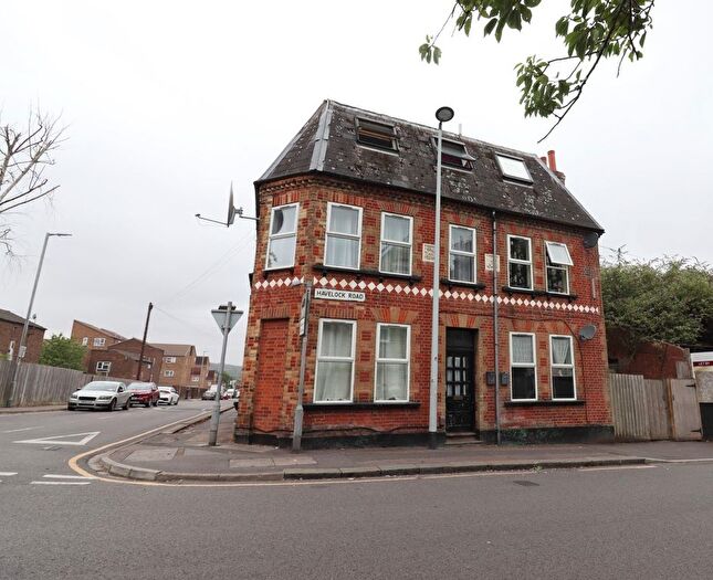 1 Bedroom Flat To Rent In Havelock Road, LU2