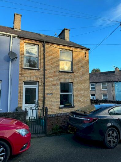 2 Bedroom Terraced House To Rent In Goodman Street, Llanberis, Caernarfon, LL55