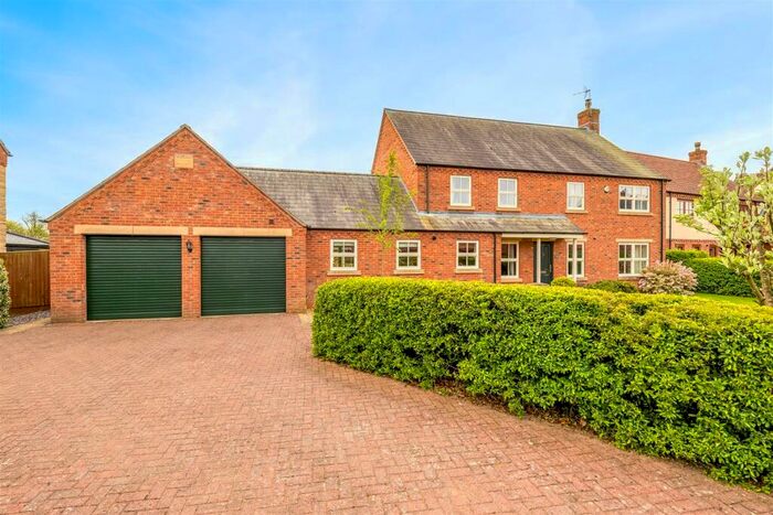 4 Bedroom Detached House For Sale In Rectory Lea, Fillingham, Gainsborough, DN21