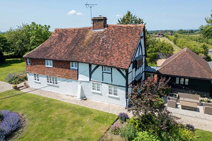 4 Bedroom Detached House For Sale In Thorn Road, Marden Thorn, Kent, TN12