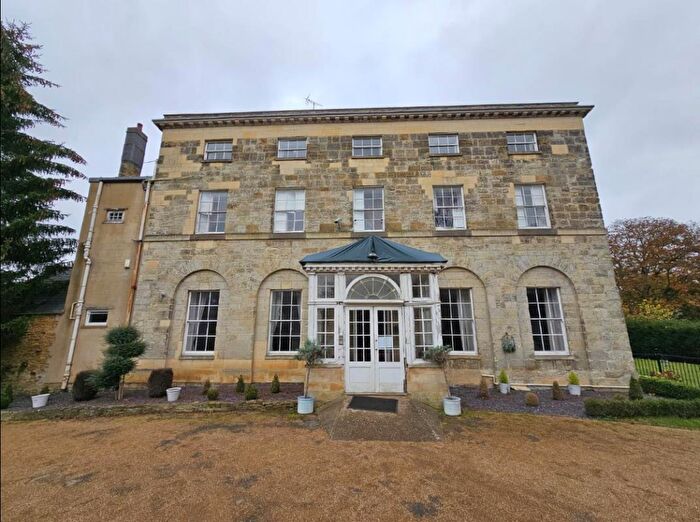 2 Bedroom Flat To Rent In Thornton Hall Close, Kingsthorpe, NN2