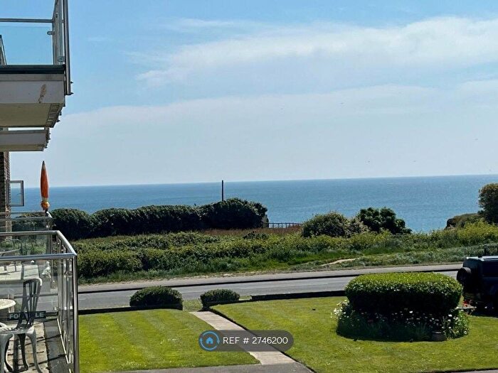 2 Bedroom Flat To Rent In Westminster Court, Barton On Sea, New Milton, BH25