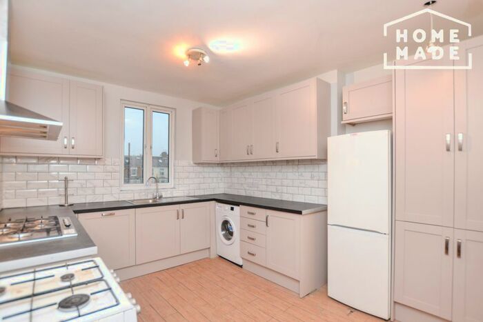 3 Bedroom Flat To Rent In Melville Villas Road, Acton, W3