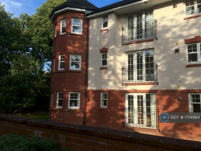 3 Bedroom Flat To Rent In Braids Circle, Paisley, PA2