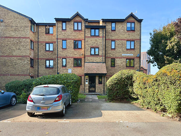 2 Bedroom Flat To Rent In Myers Lane, London, SE14