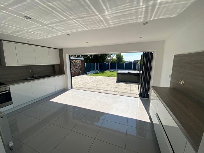 3 Bedroom Property To Rent In Overton Way, Prenton, CH43