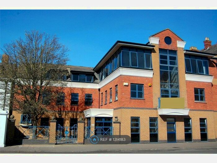 1 Bedroom Flat To Rent In London Road, Gloucester GL1