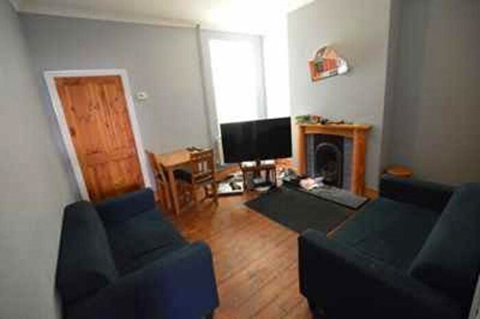 3 Bedroom Terraced House To Rent In Knighton Fields Road East, Leicester, LE2