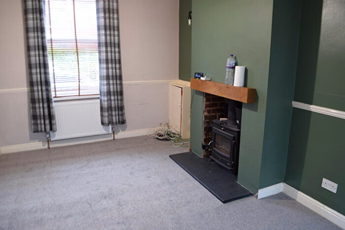 2 Bedroom Terraced House To Rent In Abbotsford Avenue, BB2