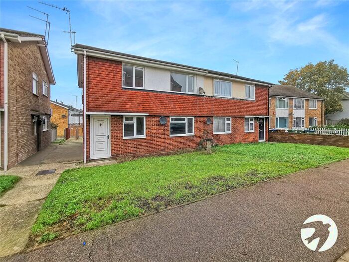 2 Bedroom Maisonette To Rent In Lessness Park, Belvedere, DA17