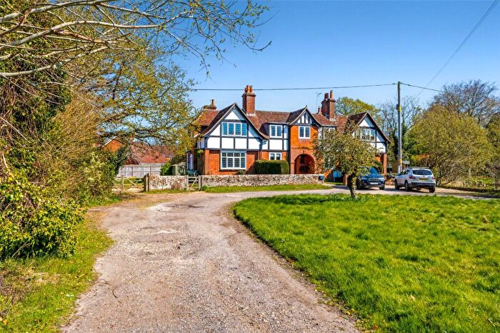 3 Bedroom Semi-Detached House For Sale In Wheelers Court Cottages, Sherfield-on-Loddon, RG27