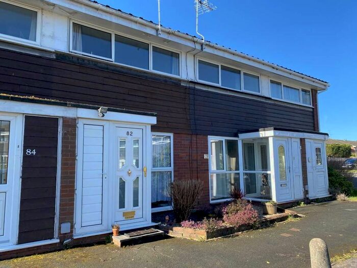 2 Bedroom Property To Rent In Chesterfield Drive, Sevenoaks, Kent, TN13