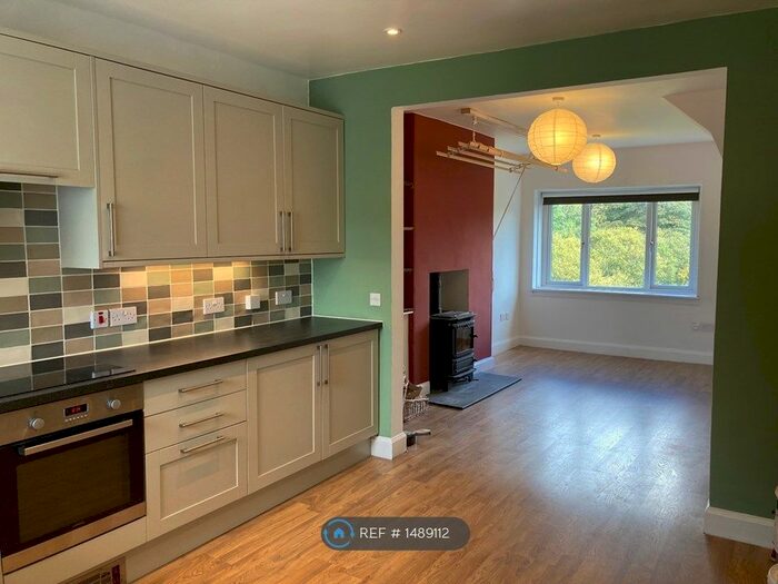 2 Bedroom Flat To Rent In Westerhaugh, Penicuik, EH26