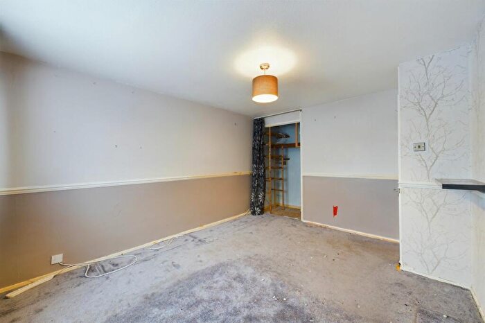 3 Bedroom Terraced House For Sale In Edith Cavell Close, Thetford, IP24