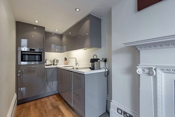 Studio To Rent In Gloucester Place, London, W1U