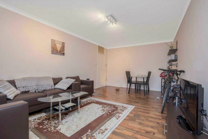 1 Bedroom Apartment To Rent In Nottingham Terrace, Baker Street, NW1