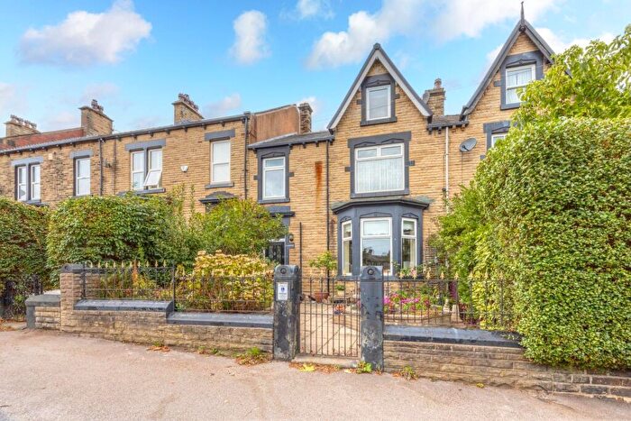 4 Bedroom Villa For Sale In Park Grove, Barnsley, S70