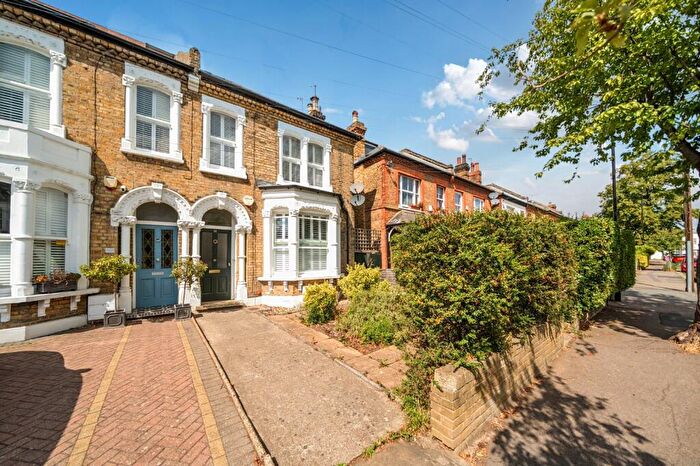 2 Bedroom Property For Sale In Colfe Road, London, SE23