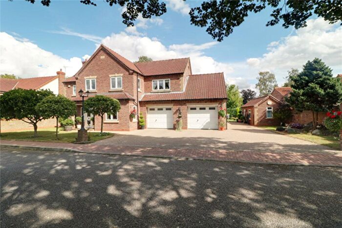 5 Bedroom Detached House For Sale In Willow Gardens, Barrow-upon-Humber, Lincolnshire, DN19