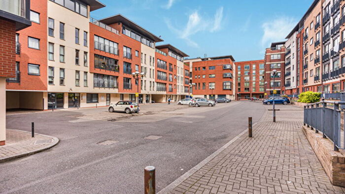 2 Bedroom Apartment For Sale In Apartment, Rea Place, Birmingham, B12