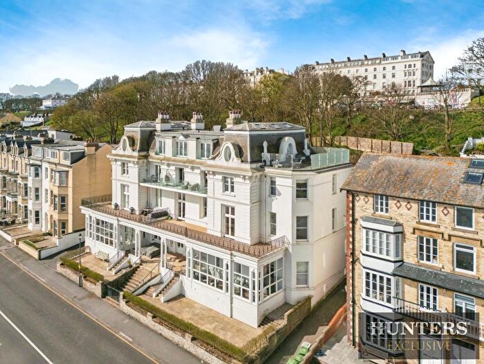 3 Bedroom Flat For Sale In Ackworth House, The Beach, Filey, YO14