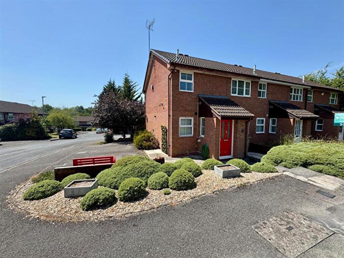 1 Bedroom Maisonette To Rent In Campania Grove, Luton, LU3