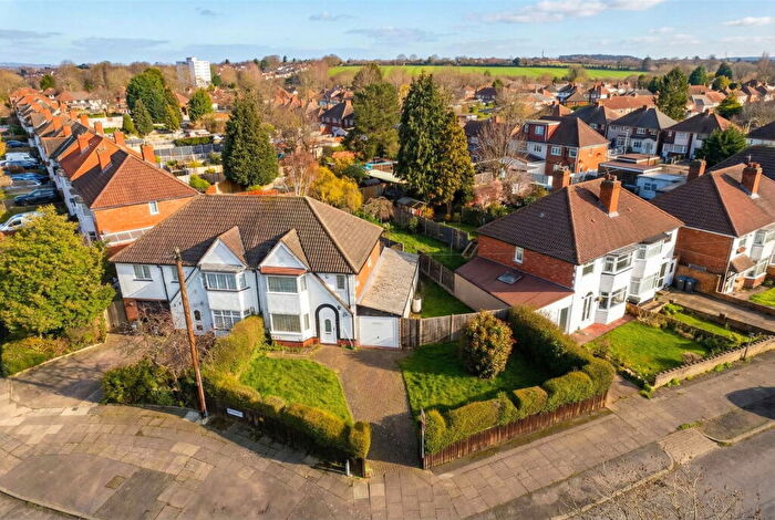 3 Bedroom Semi-Detached House For Sale In Clay Lane, South Yardley, B26