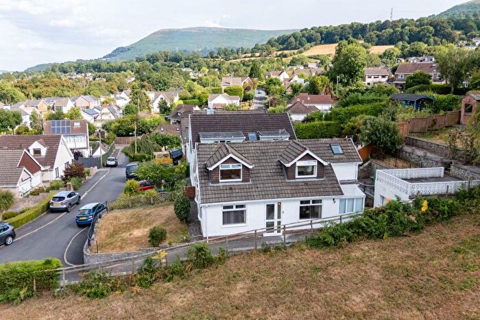 2 Bedroom Detached House For Sale In Oakdene Way, Gilwern, Abergavenny, NP7