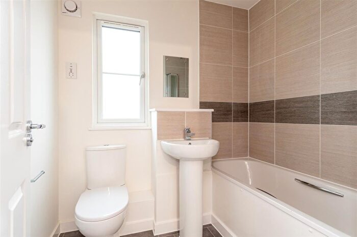 4 Bedroom Semi-Detached House To Rent In Northcote Drive, Monks Eleigh, IP7