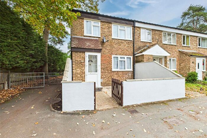 3 Bedroom End Of Terrace House For Sale In Silver Hill, College Town, Sandhurst, Berkshire, GU47