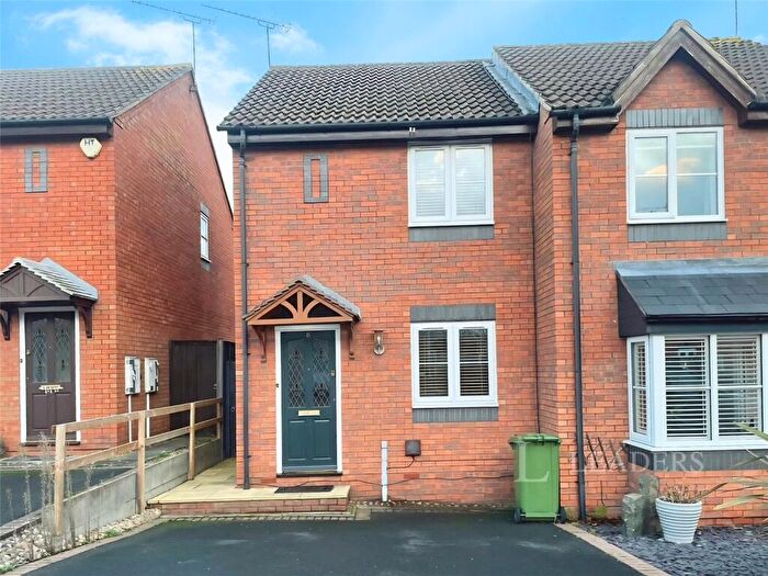 Semi Detached House To Rent In Pebble Island Way, Leamington Spa, Warwickshire, CV31