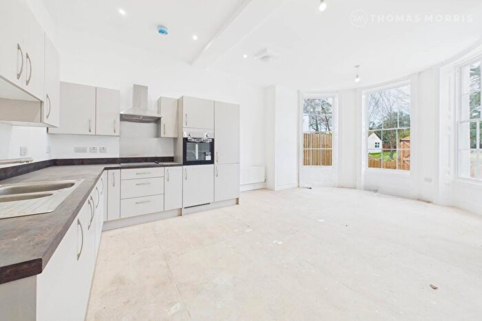 2 Bedroom Apartment To Rent In Cambridge Street, St. Neots, Cambridgeshire, PE19