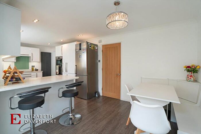 4 Bedroom Detached House For Sale In Chelney Walk, Morrisons Estate, CV3