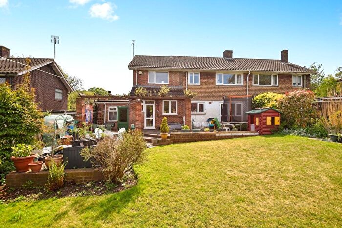 4 Bedroom Semi-Detached House For Sale In Sir Evelyn Road, Rochester, Kent, ME1