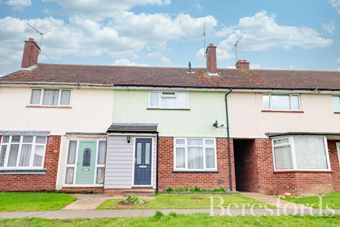 2 Bedroom Terraced House For Sale In Thames Avenue, Chelmsford, CM1