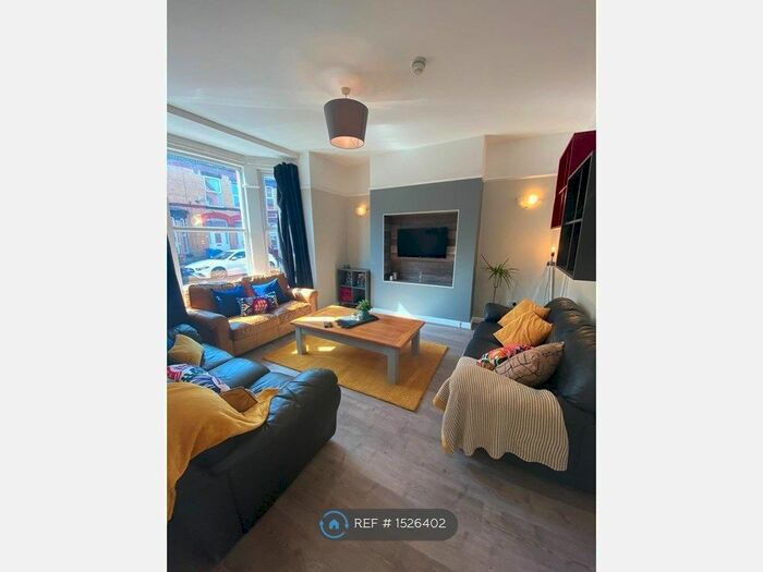 10 Bedroom Terraced House To Rent In Garmoyle Road, Liverpool, L15